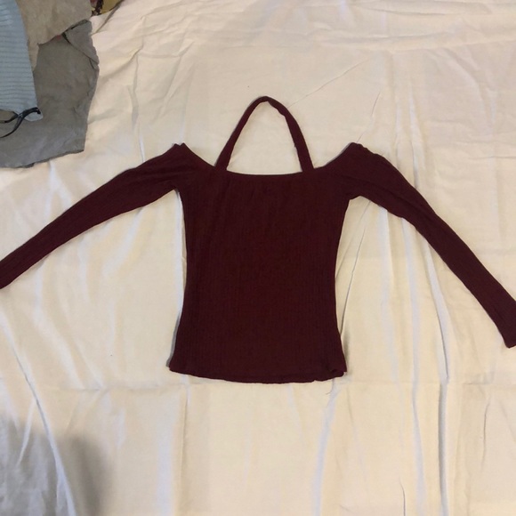Maroon, off-shoulder top - Picture 1 of 2